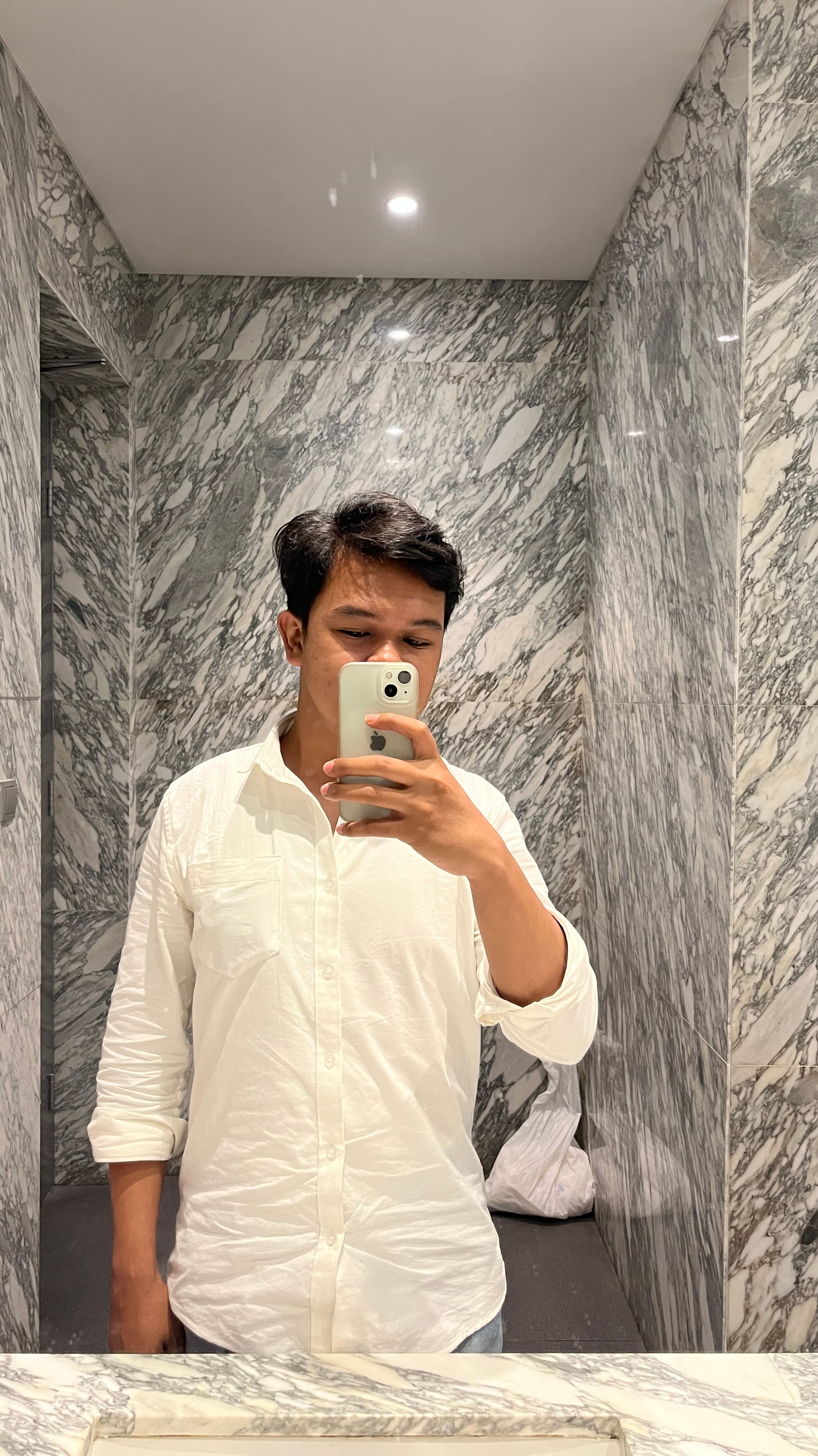 Husni Zayyin